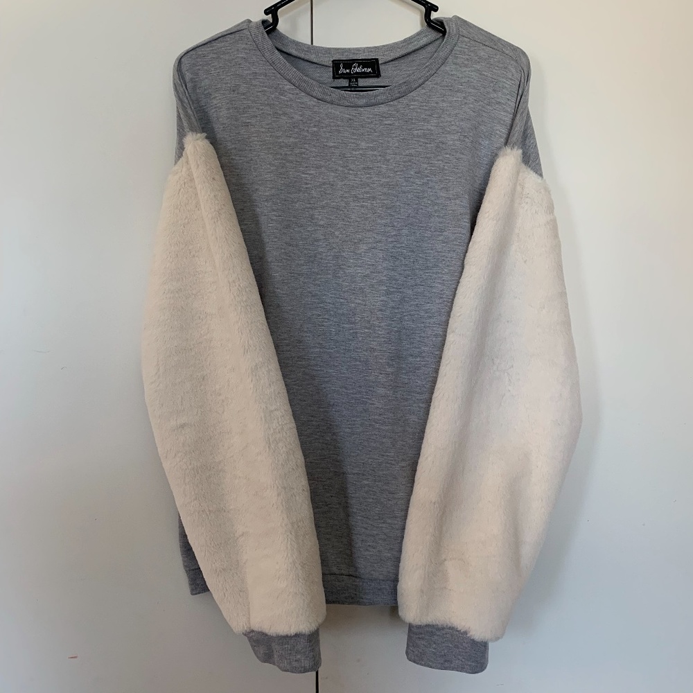 Sam Edelman/Faux Fur Sleeve Sweatshirt